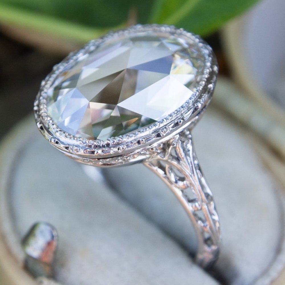 💎 Dainty Noble Anillos Large Oval Pure ZirconSilverPlatedUNVN12058